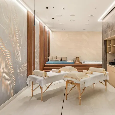 Sirius Hotel****superior מלון